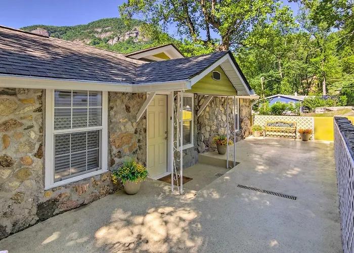 Stunning Mtn Views! Group Getaway In Chimney Rock
