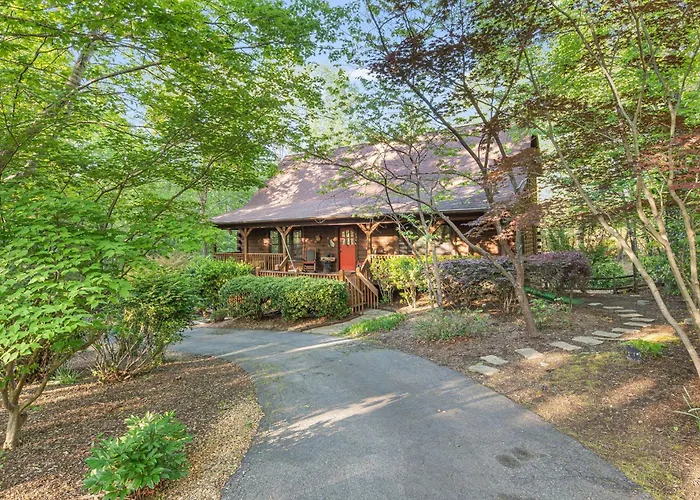 Lake Lure Oasis In The Woods W/ Hot Tub & More!